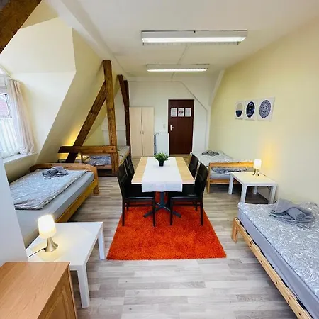 Monteur Domizil Und Erfurt